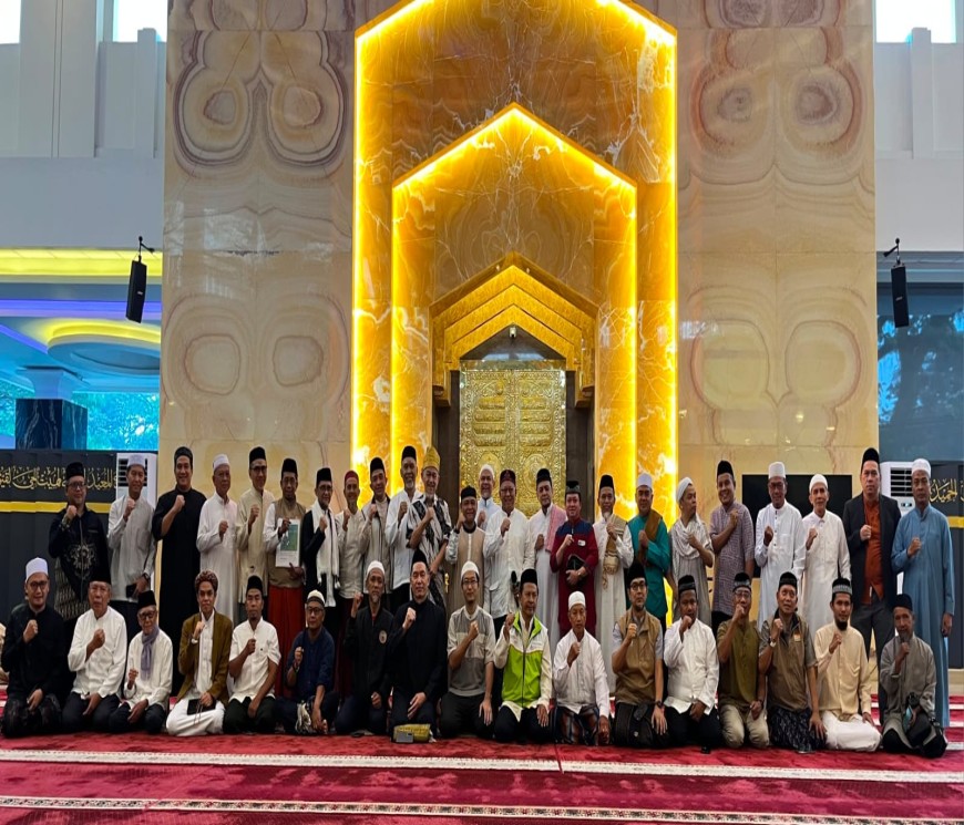 Seputar Info Antar Masjid (SIAM) Safari Sabtu Subuh (S3) di masjid Al Hakim BSD "Asmaul Husna Ar Rafiq - yang Maha Lembut"